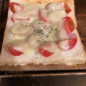 トマトチーズトースト